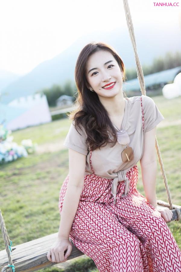 龚天艺 艺儿拿铁 [XIUREN]高清写真图 2019.09.02 艺儿拿铁第40张图片